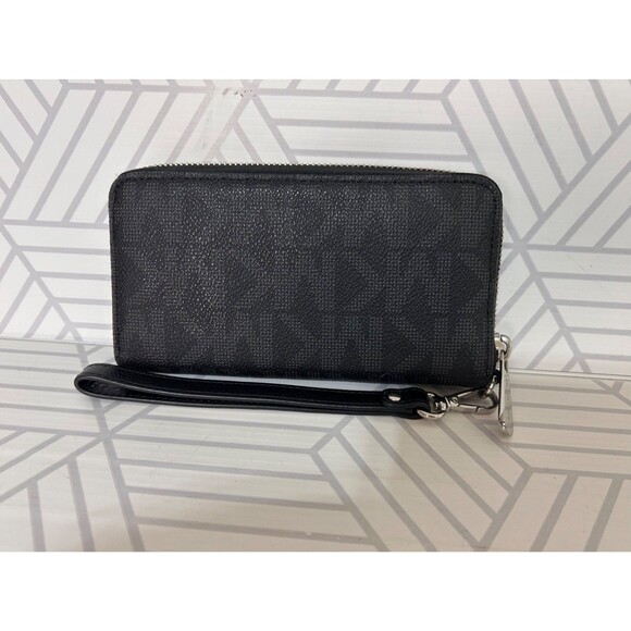 MICHAEL KORS Jet Set Black Monogram Wristlet  Wallet EUC - Picture 10 of 12